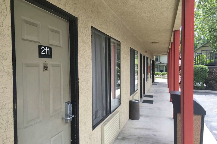 Hotel 15 of 57