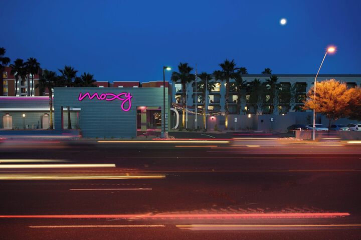 MOXY Phoenix Tempe / ASU Area