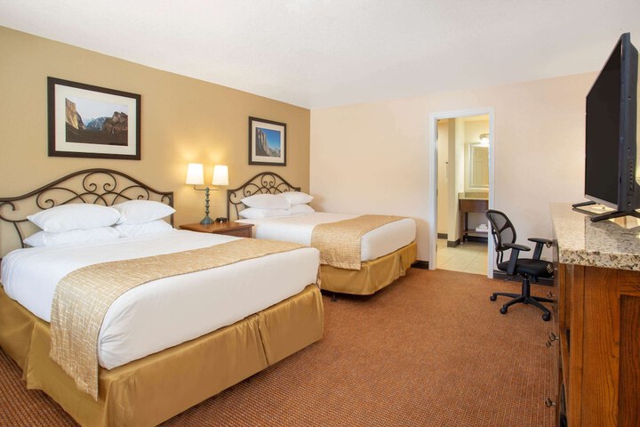 Room 17 of 20