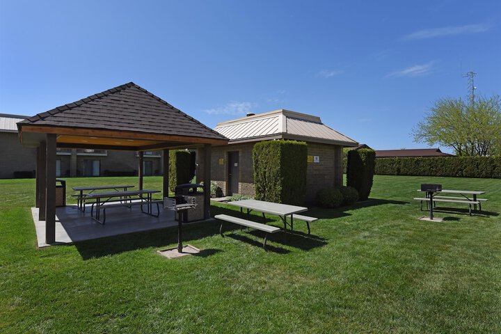 Best Western Plus Ahtanum Inn