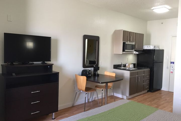 Room 35 of 43
