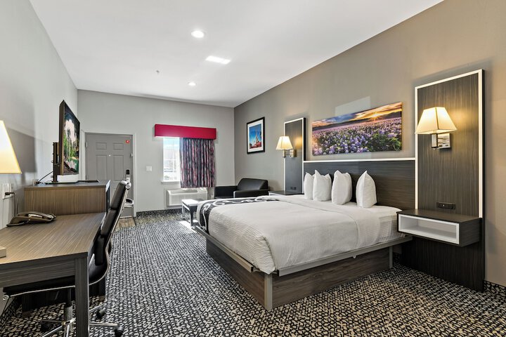 Room 28 of 51