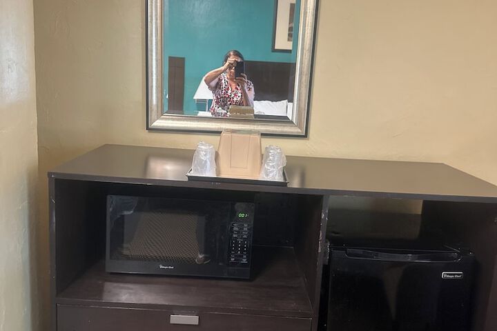 Tropical Palm Motel
