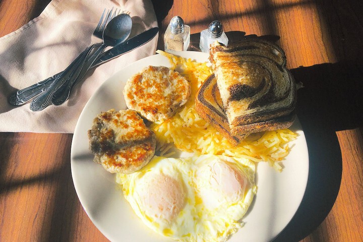 Breakfast/Coffee Service 57 of 76