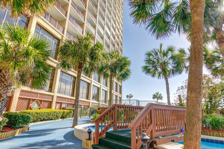 Beach Cove Resort