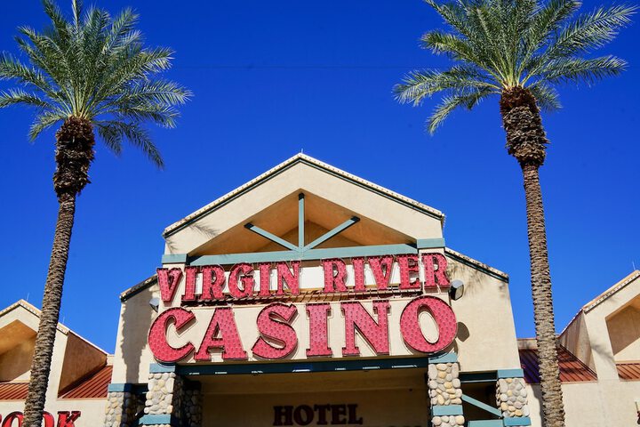 Hotel 1 of 32