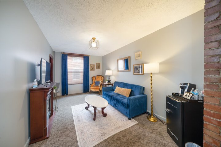 Room 10 of 57