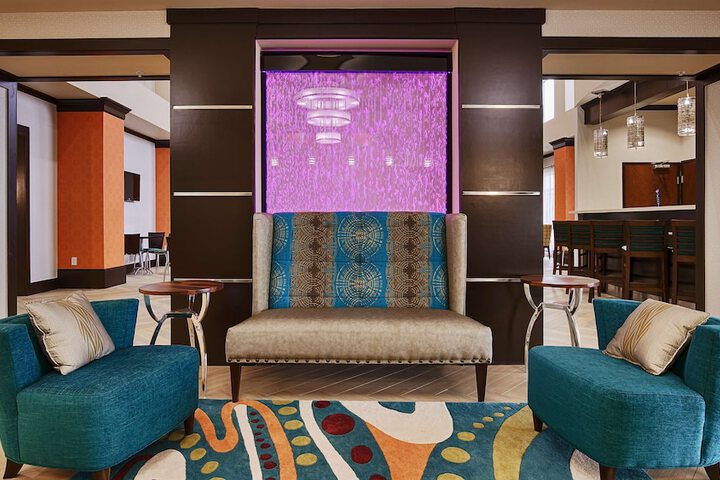 Hotel Interior 6 of 16