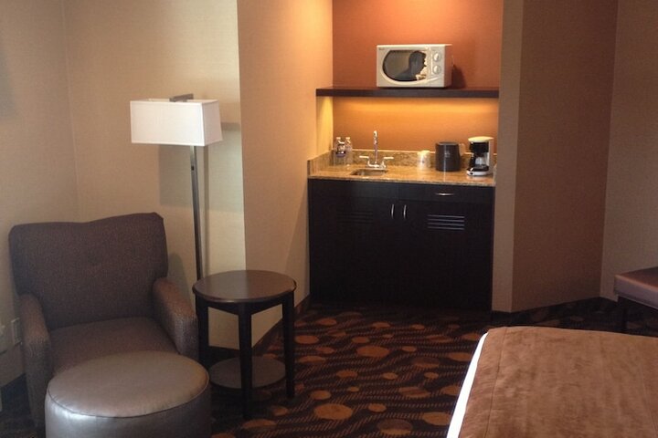 Room 21 of 33