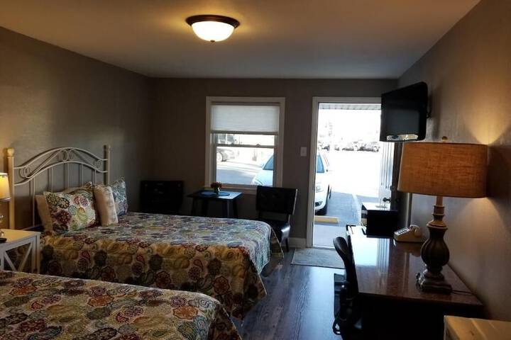 Room 34 of 53