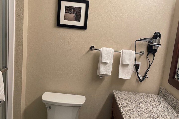 Room 9 of 20