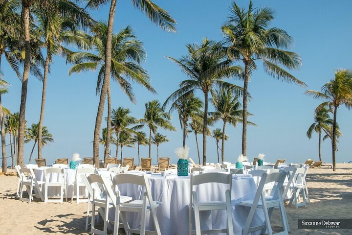 Lago Mar Beach Resort & Club