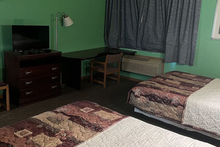 Room 15 of 17