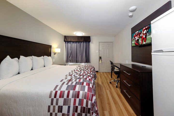 Room 35 of 49