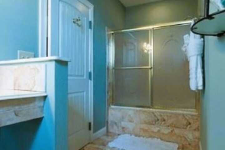 Room 95 of 271