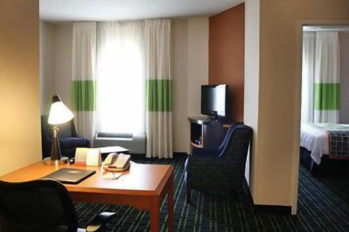 Room 20 of 35