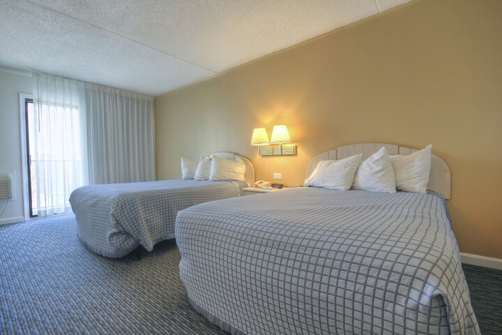 Room 15 of 25