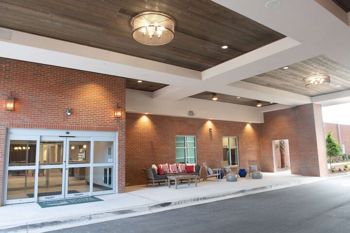 Hotel 4 of 52
