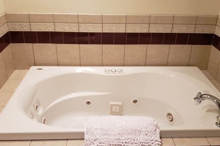 The Elmere House Bed & Breakfast