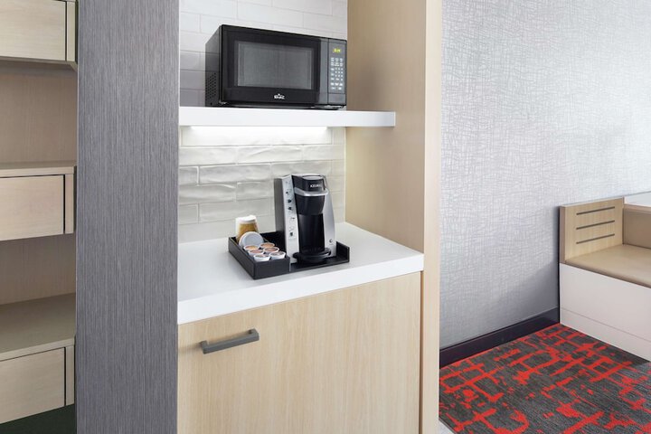 Room 16 of 30