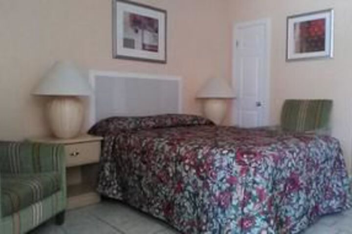 Siesta Motel