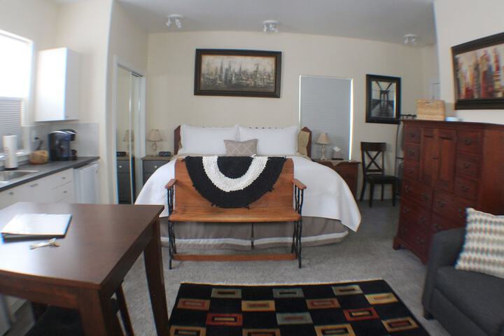 Room 64 of 106