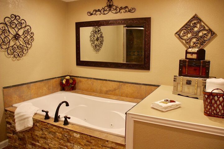 Hot Tub 39 of 41