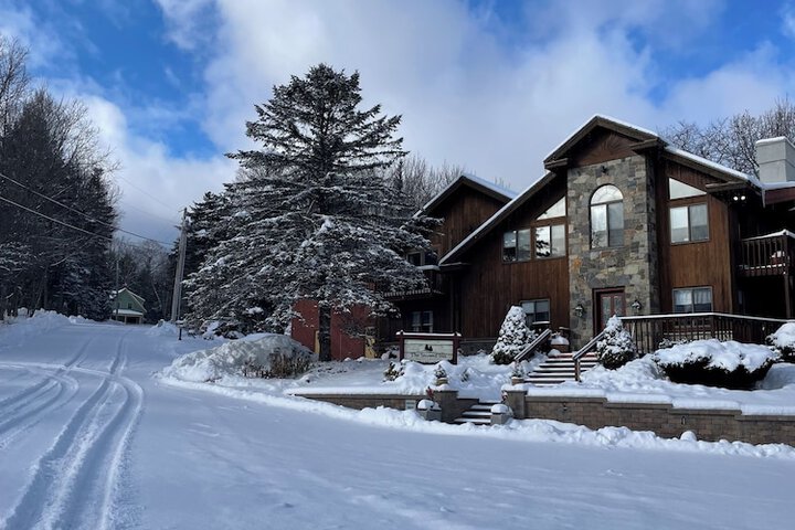 Snowed Inn