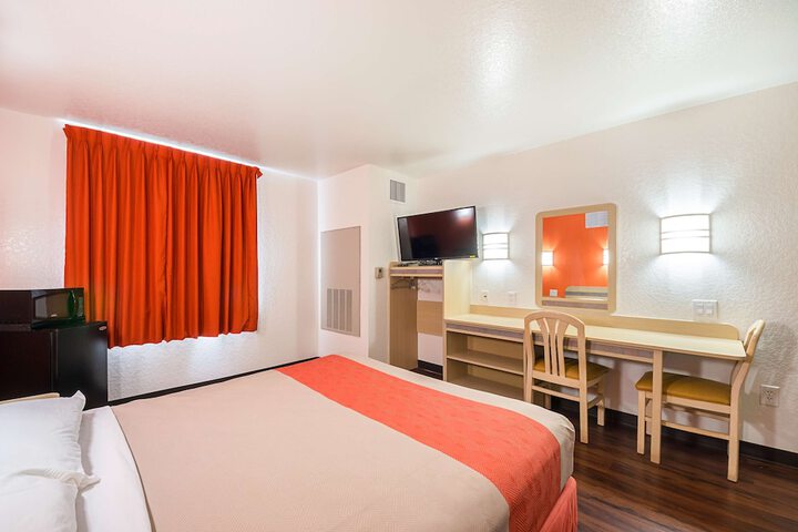 Room 45 of 58
