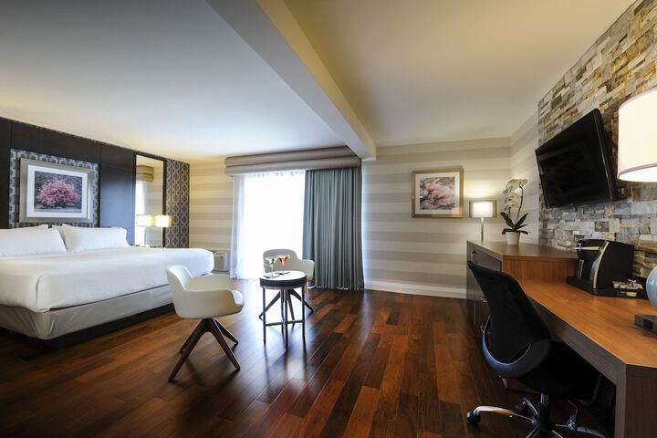 Room 26 of 53