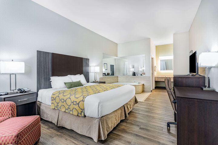 Room 21 of 45