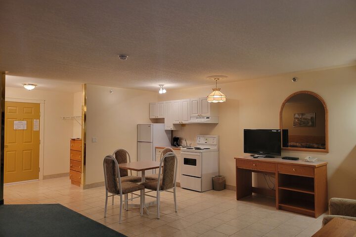 Room 30 of 48