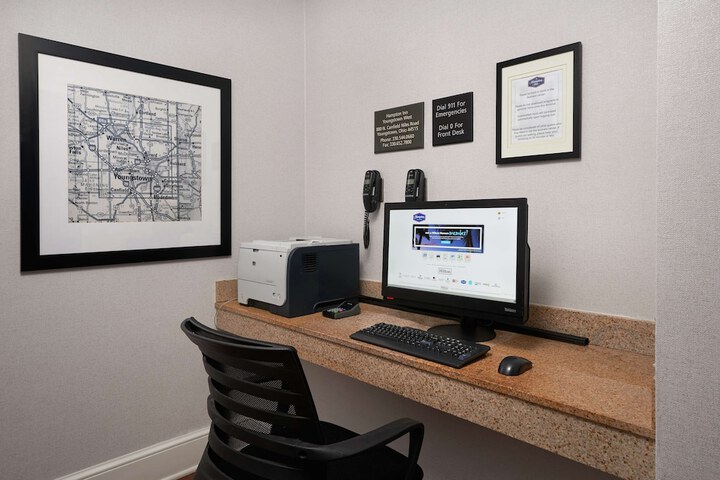 Business Center 29 of 29
