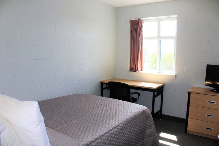 Room 46 of 49