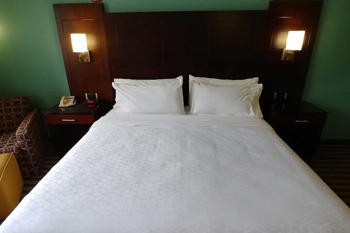 Room 26 of 51
