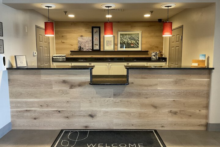 Hotel Interior 11 of 72