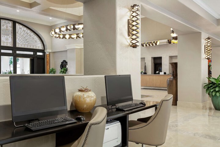 Embassy Suites by Hilton Santa Ana Orange County Airport