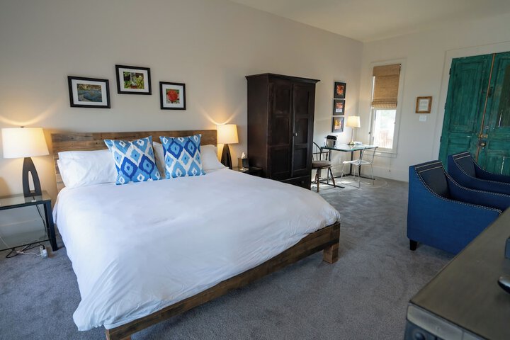 Room 257 of 353