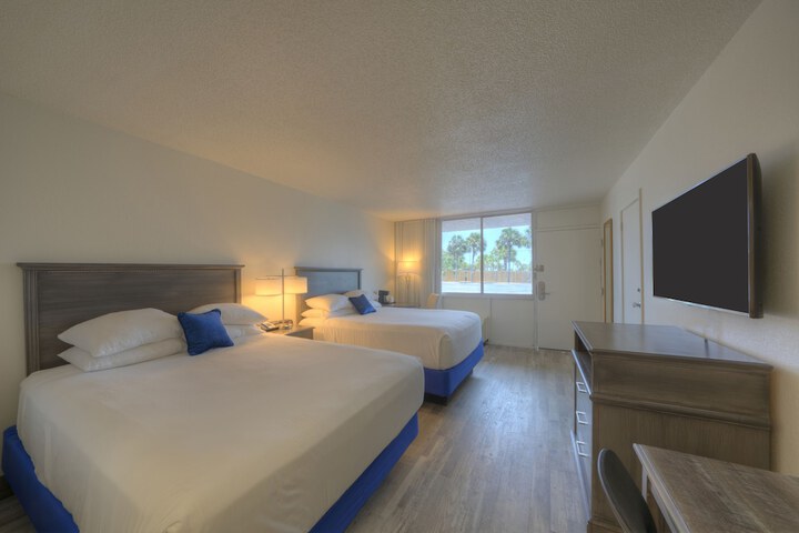 Room 10 of 40