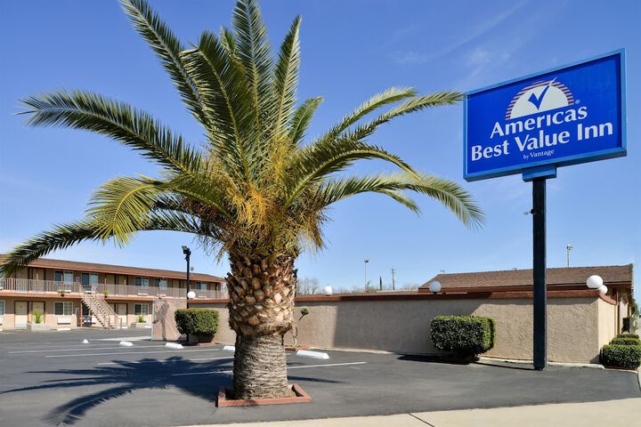 Hotel 2 of 27