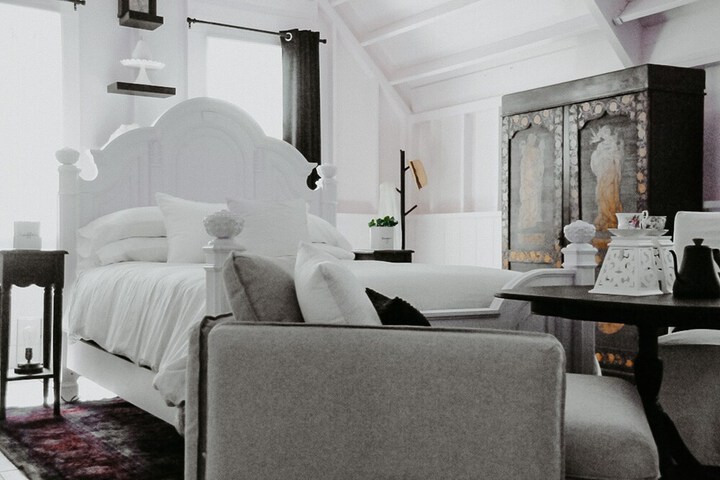 Room 60 of 230
