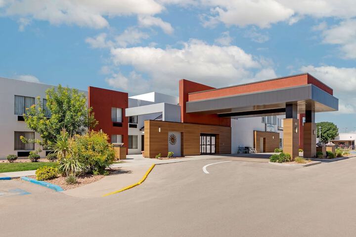 Best Western Pecos Inn