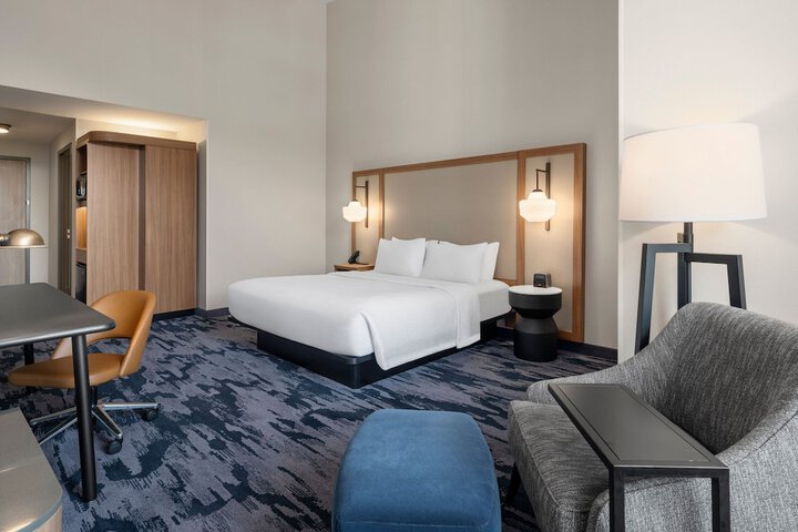Room 21 of 82