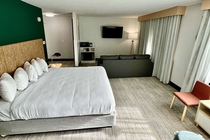 Room 21 of 92