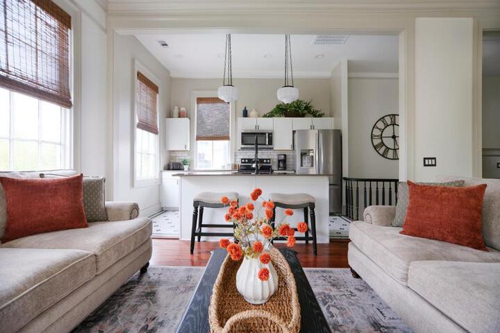 111 Waldburg street Beautifully Renovated Historic 5 bedroom 5 bath