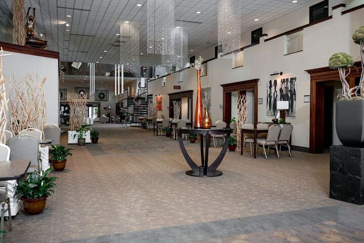 Hotel Interior 4 of 34