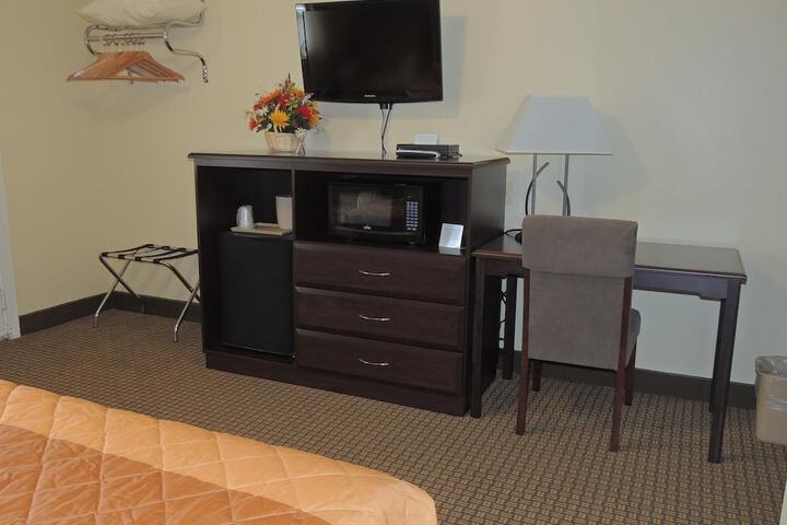 Room 15 of 22