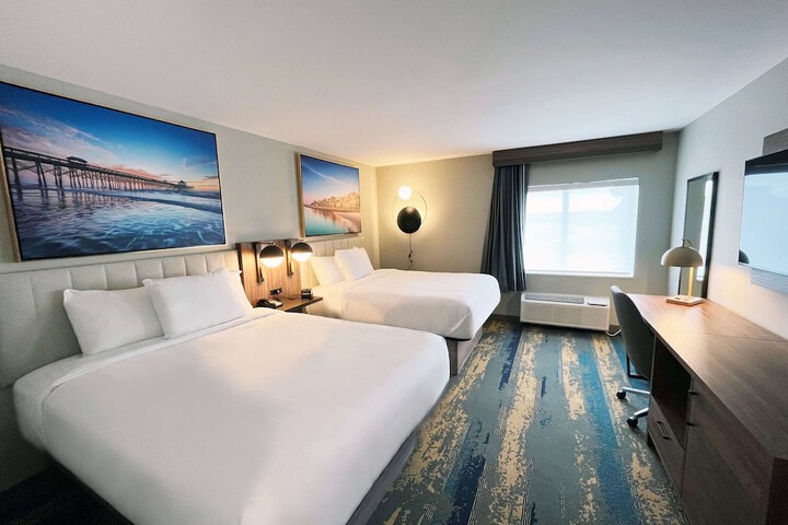 Room 70 of 99