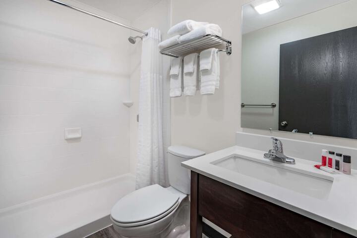 Travelodge by Wyndham Lovell / Bighorns