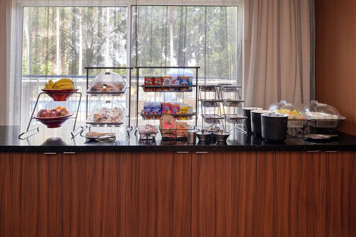 Breakfast/Coffee Service 29 of 34